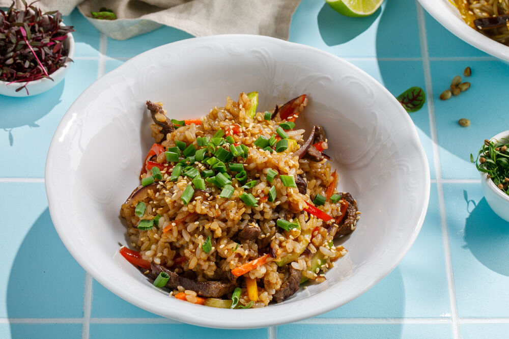 Rice with beef and vegetables