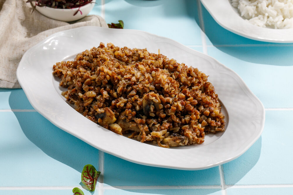 Buckwheat with onions and mushrooms