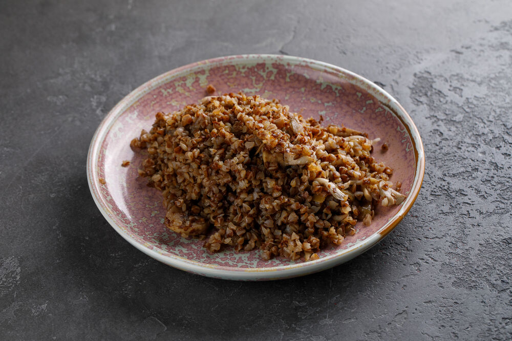 Buckwheat with onions and mushrooms