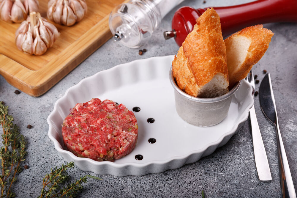 Beef tartar Prime with mustard dressing