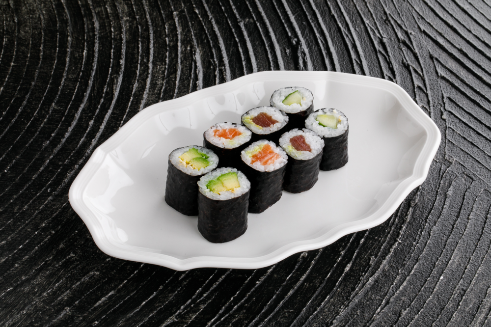 Salmon roll 