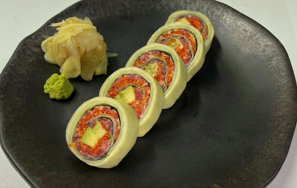 Chef`s vegetable tuna roll  on promotion