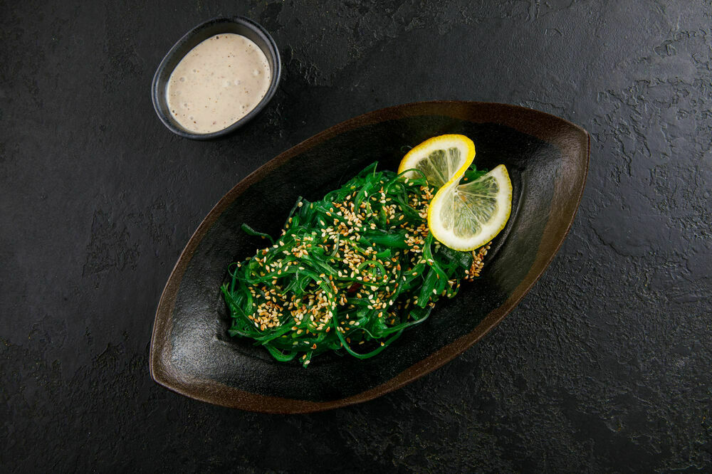 Salad "Kaiso Sarada" on promotion