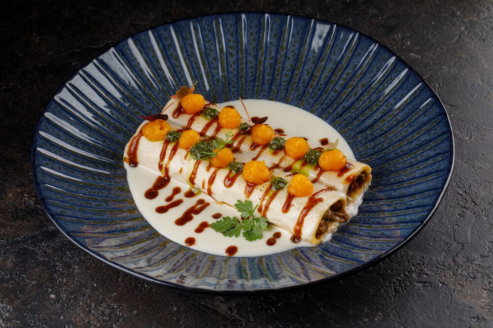 Beef tail cannelloni
