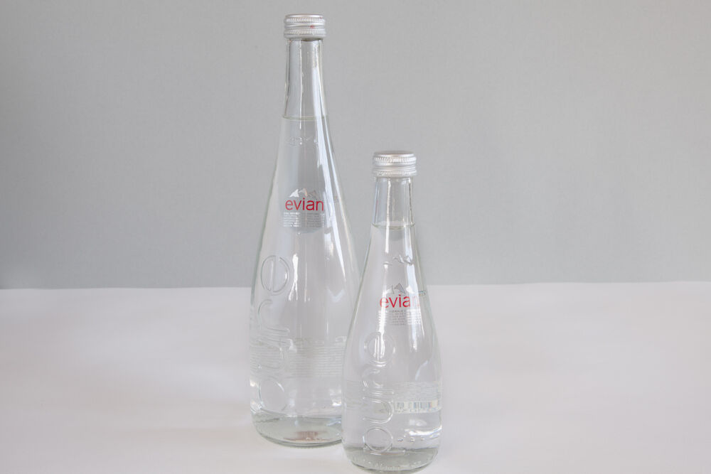 Evian still (330 ml)